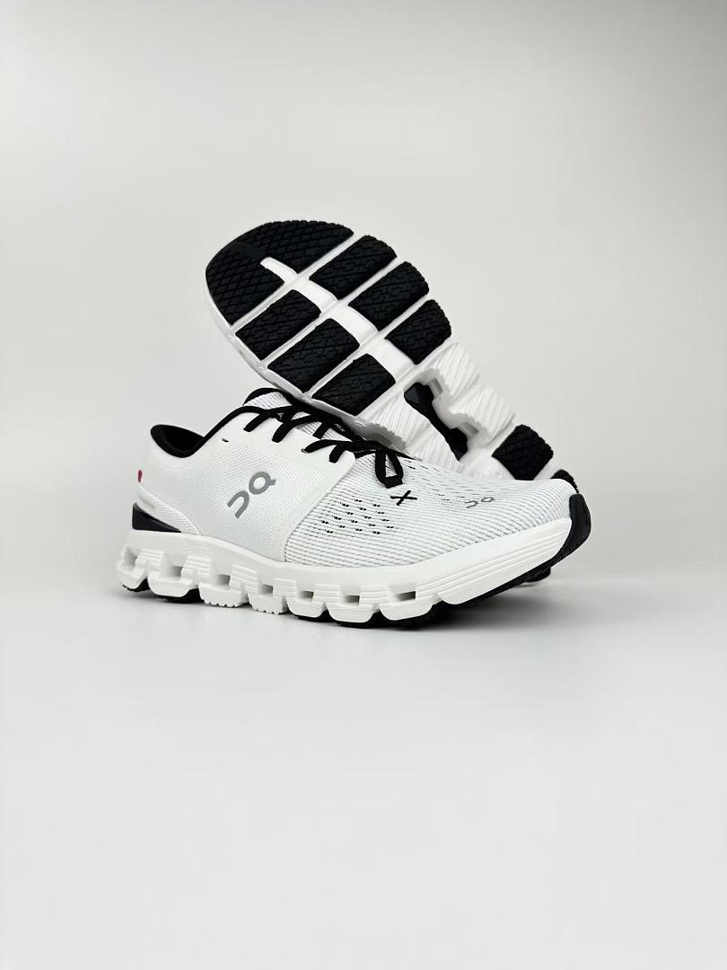 ON Cloudsurfer 7 Road Running Shoes  Responsive Cushioning