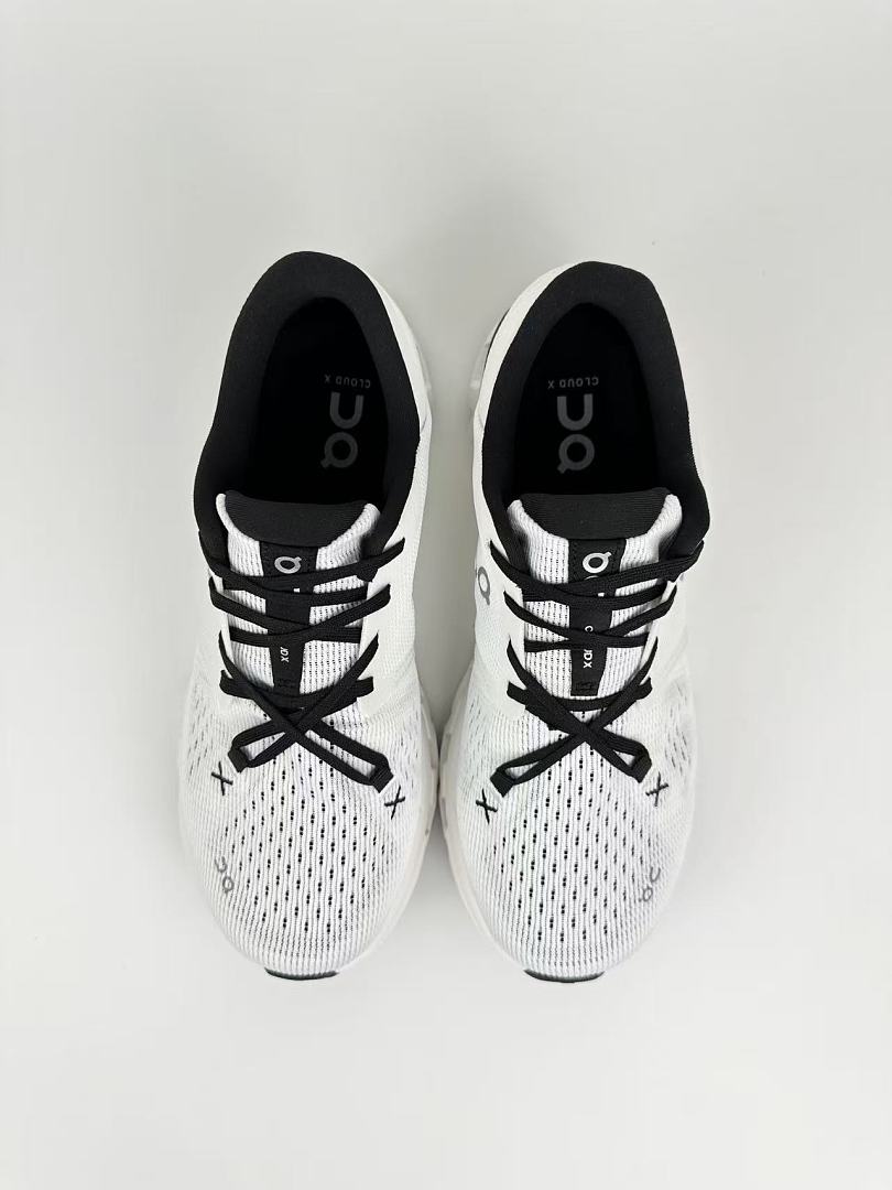 ON Cloudsurfer 7 Road Running Shoes  Responsive Cushioning