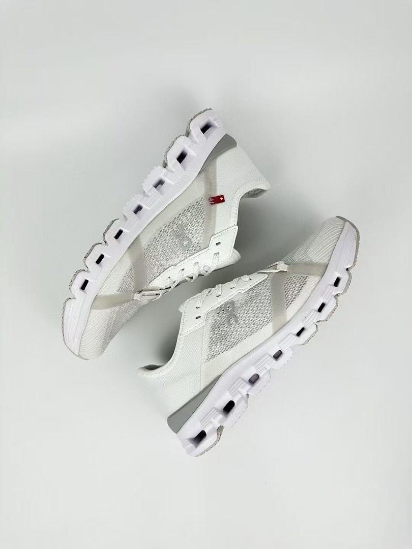 ON Cloud X 3 Cross-Training Shoes