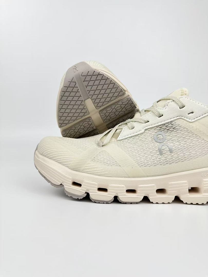 ON Cloud X 3 Cross-Training Shoes